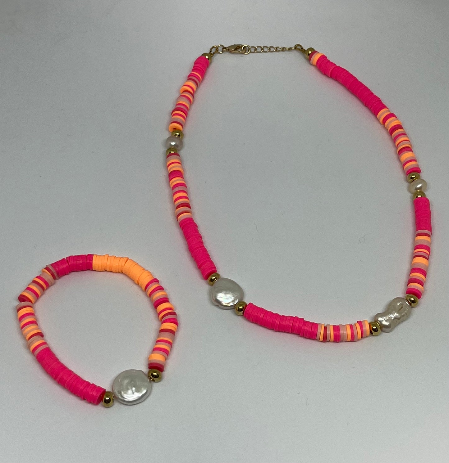 Sparrow & Lilly Summer Brights Heshi and Pearl Necklace -Flamingo Pink π¦©