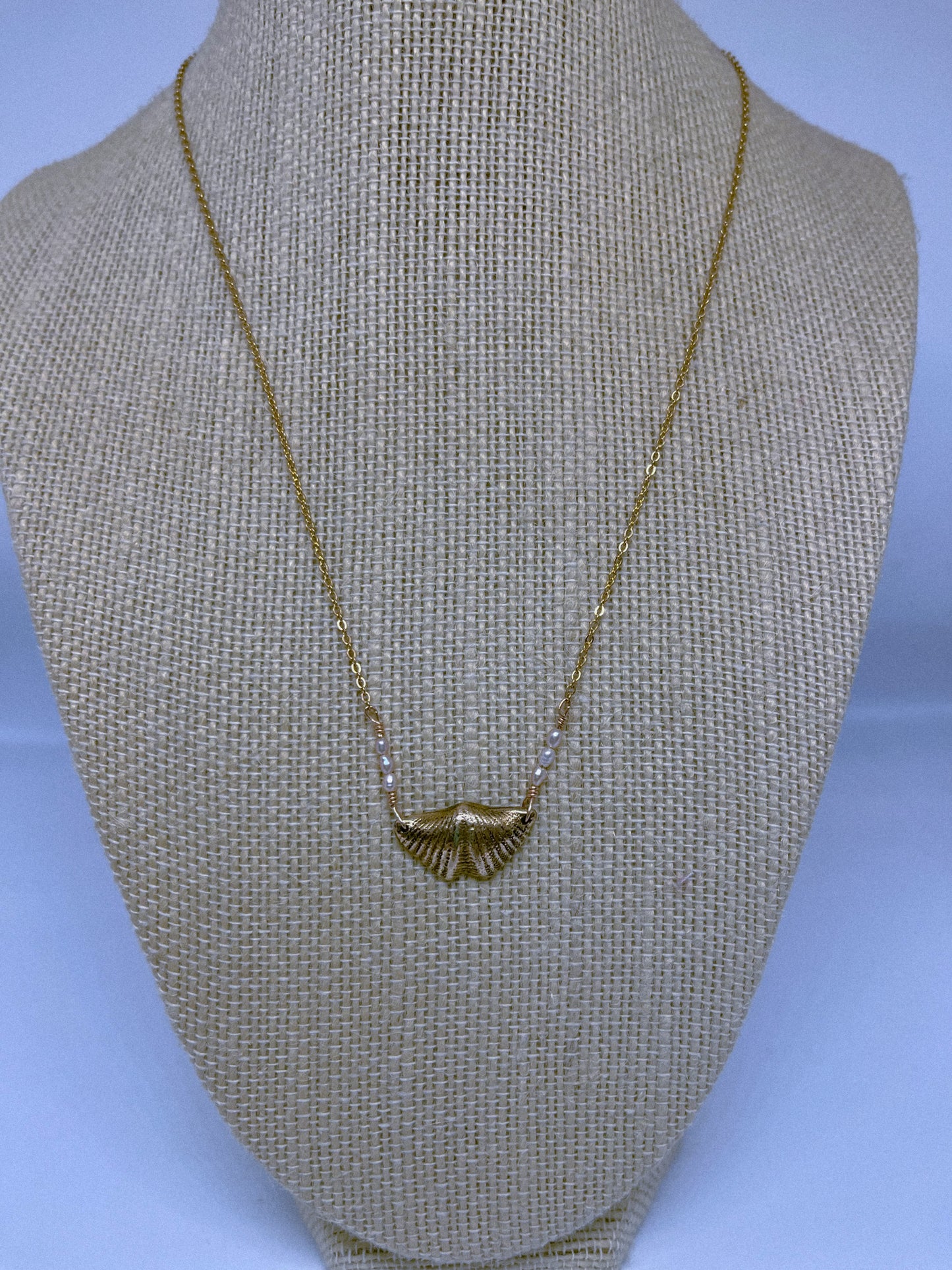 Sparrow & Lilly Butterfly Stone Necklace π¦ medium - Bronze
