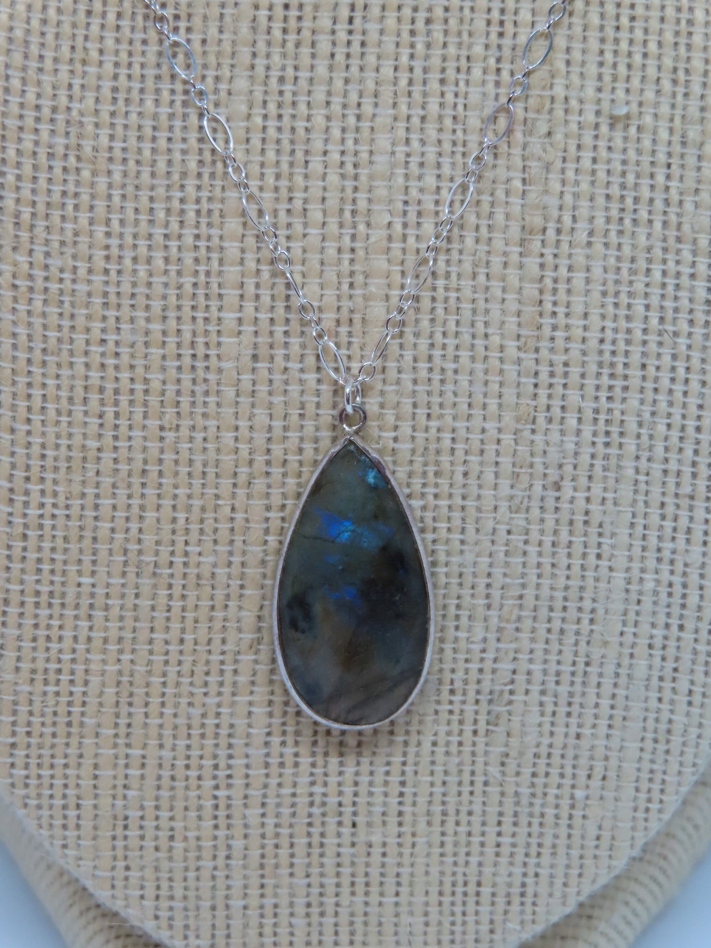 Sparrow & Lilly Sterling Silver and Labradorite Necklace